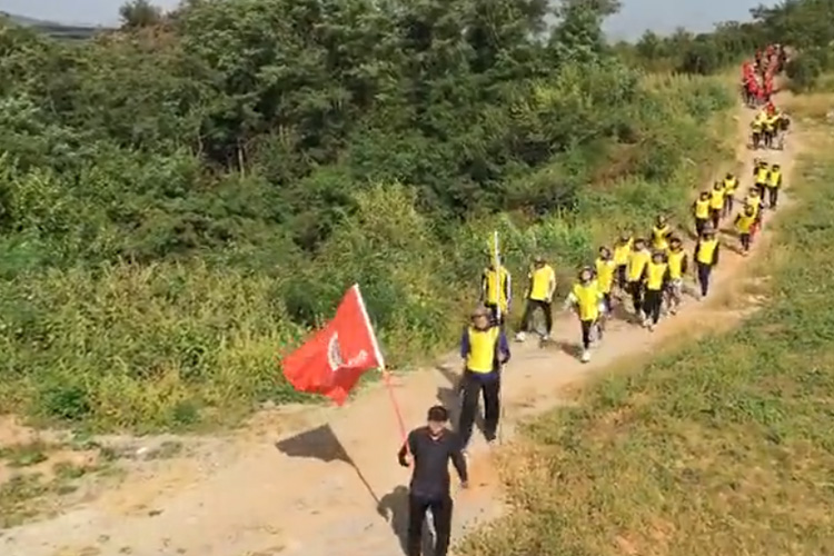 錦州東財學校素質(zhì)拓展培訓(xùn)